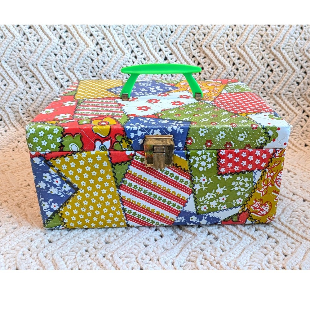 Vintage Quilted Patchwork Sewing Basket Floral Print Storage Box Green Handle